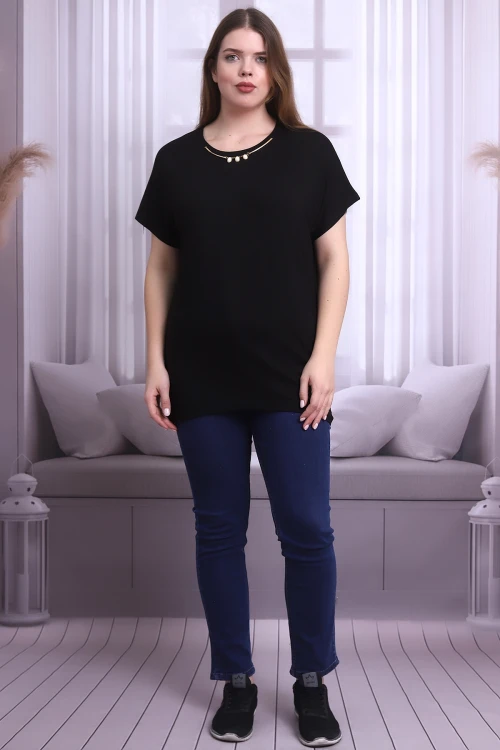 Siyah Yaka Taş Aksesuarlı Kısa Kol Büyük Beden Bluz CO-25B21399901