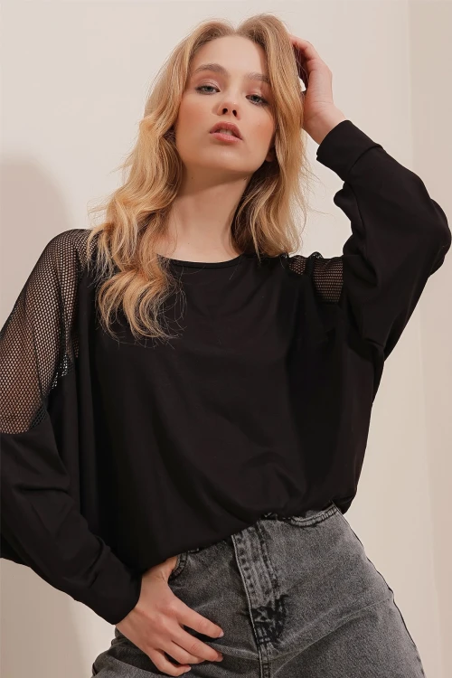 Siyah Yumuşak Dokulu Oversize Günlük Bluz BCBSK-25700-K7426