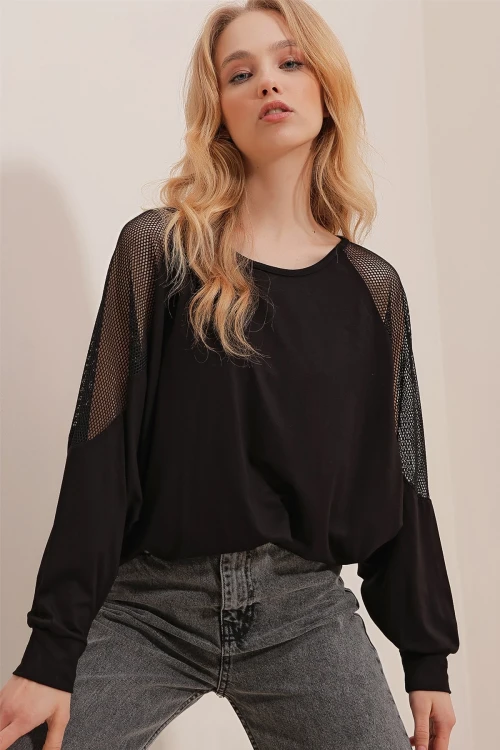 Siyah Yumuşak Dokulu Oversize Günlük Bluz BCBSK-25700-K7426