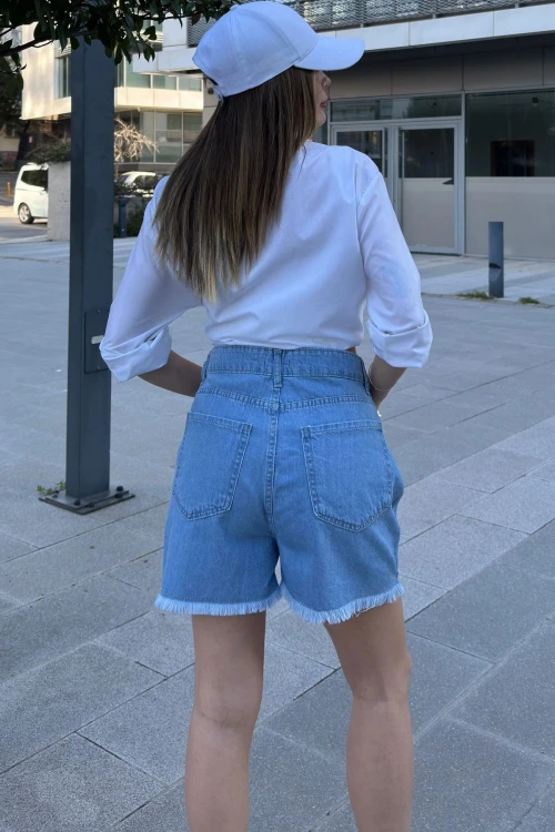 Açık Mavi Paçası Püsküllü Yırtıklı Kot Şort BCBSK-25700-KT-0050