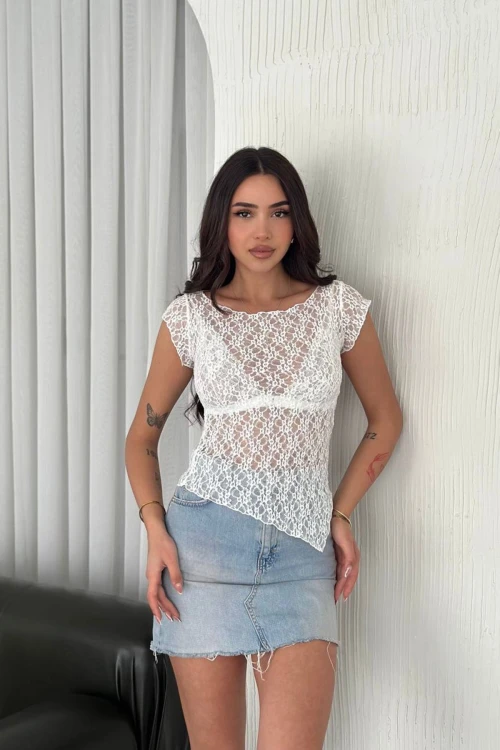 Beyaz Kayık Yaka Dantel Bluz BCZK25SA362