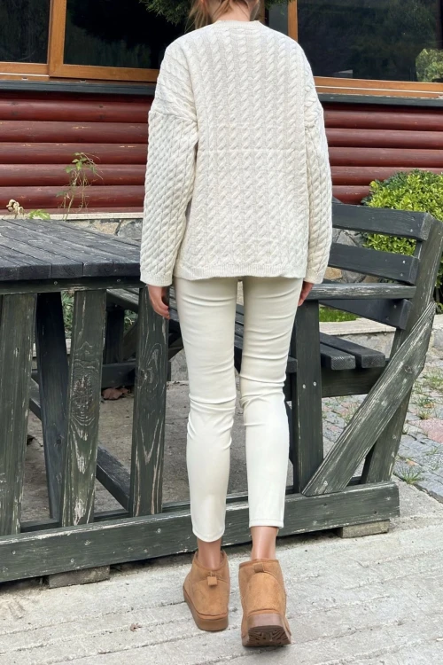 Ekru Deri Görünümlü Şardonlu Dikiş Detaylı Tayt BCBSK-25700-3665