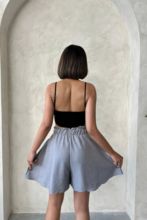Gri Volanlı Rahat Kalıp Beli Lastikli Keten Şort BCHN-25255058