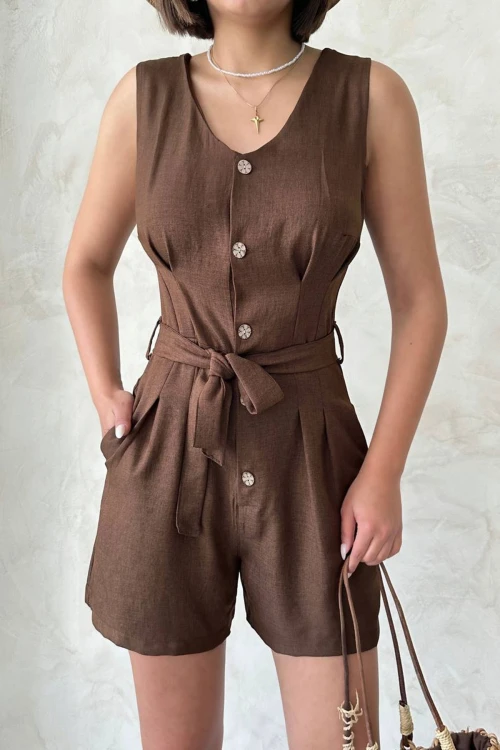 Kahverengi Kuşaklı Pileli Düğmeli Şort Tulum BCHN-25255055