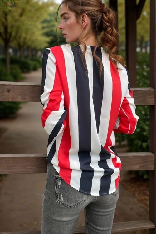 Kırmızı Beyaz Yakası Yırtmaçlı Krep Bluz BCBSK-25700-2841