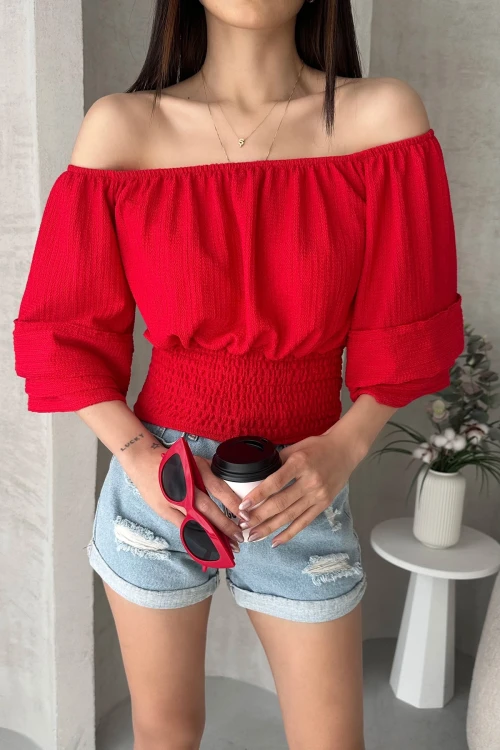 Kırmızı Madonna Yaka Gipeli Bluz BCDF-252197
