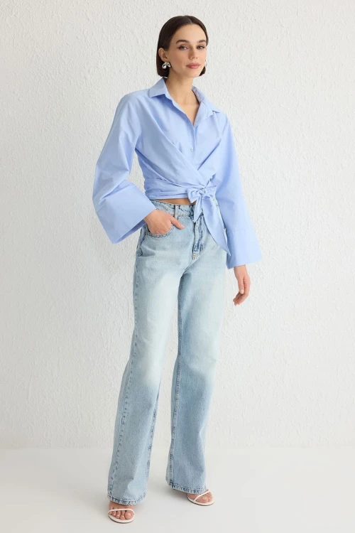 Mavi Geniş Manşetli Kol Detaylı Önü Bağlamalı Poplin Gömlek BCDF-2510000