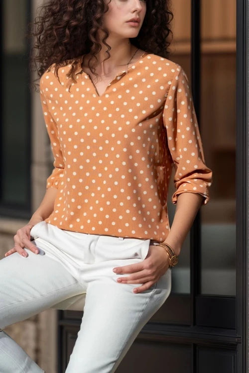 Pudra Yakası Yırtmaçlı Çizgili Krep Bluz BCBSK-25700-2752