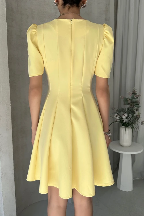 Sarı Prenses Kol Eteği Volanlı Atlas Kumaş Kloş Elbise BCDF-252199