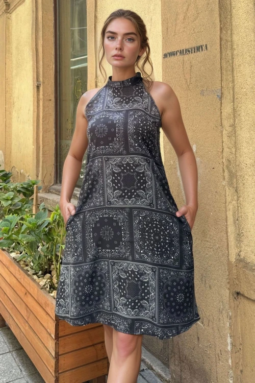 Siyah A Kesim Etnik Desenli Cepli Saten Elbise BCBSK-25700-3238