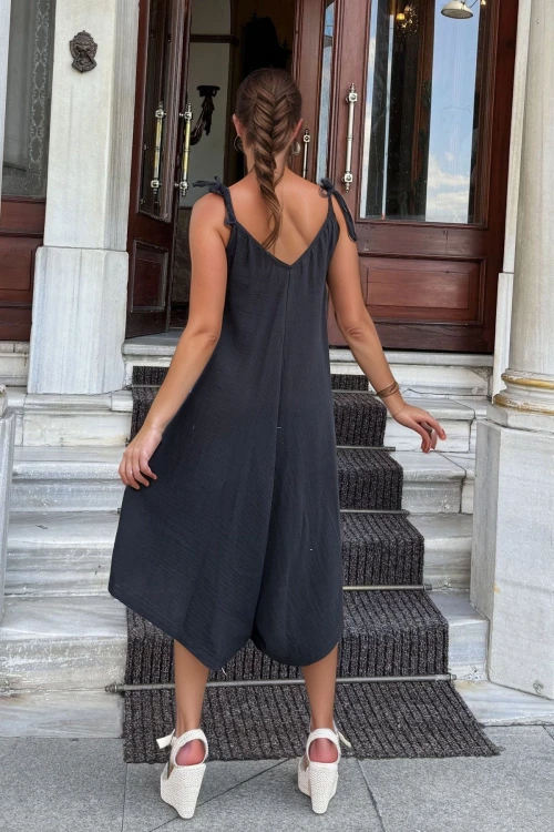 Siyah Askılı Asimetrik Cepli Bol Kesim Müslin Salaş Tulum BCBSK-25700-3629