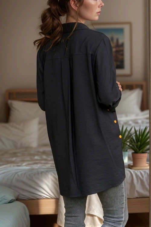 Siyah Cepleri Nakışlı Oversize Rahat Kesim Gömlek BCBSK-25700-K6111