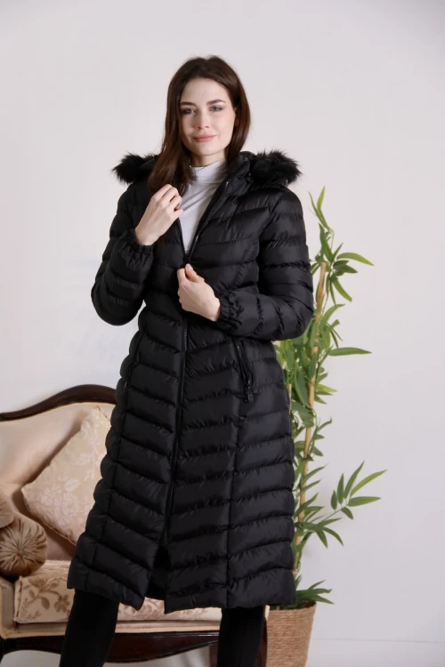 Siyah Kapüşonu Kürklü Şişme Uzun Kaban BCBSK-25700-K7581