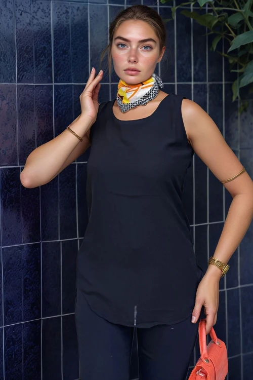 Siyah Kolsuz Astarlı Şifon Bluz BCBSK-25700-3021