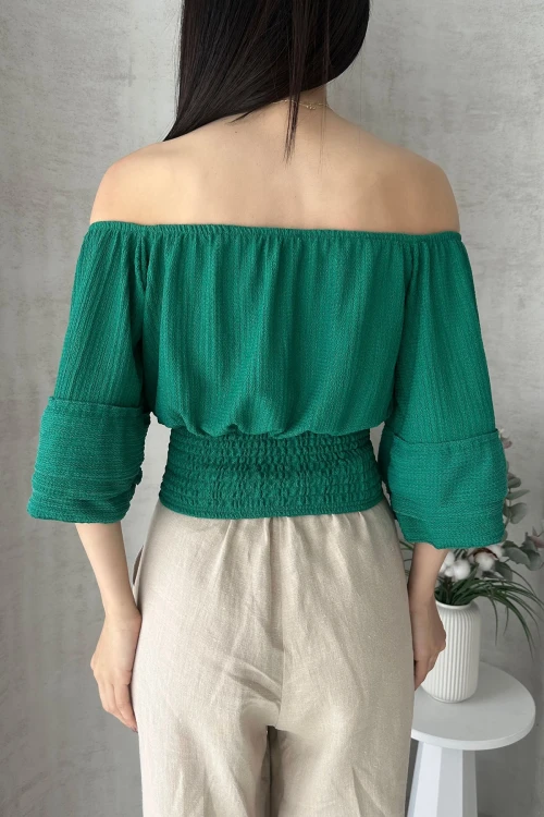 Yeşil Madonna Yaka Gipeli Bluz BCDF-252197
