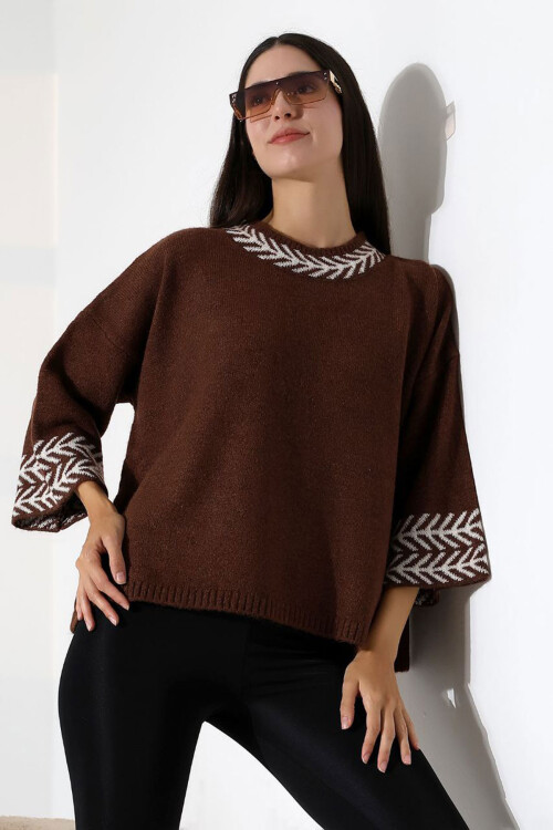 Acı Kahve Bisiklet Yaka Desenli Triko Kazak BCES-252038