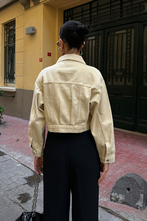Bej Çift Cep Denim Crop Ceket BCDF-255419