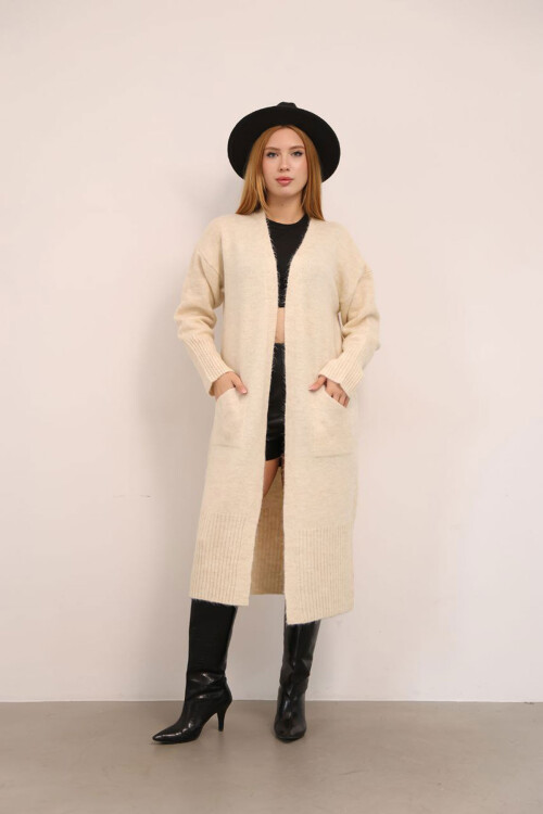 Bej Salaş Yumuşak Dokulu Triko Hırka BCES-252009