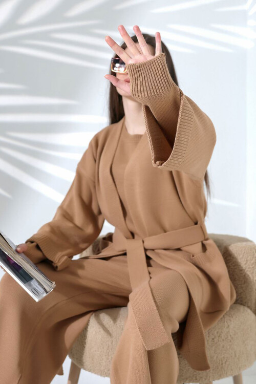 Bisküvi Bisiklet Yaka Bluz, Hırka Ve Pantolon 3 Lü Triko Takım BCES-252041