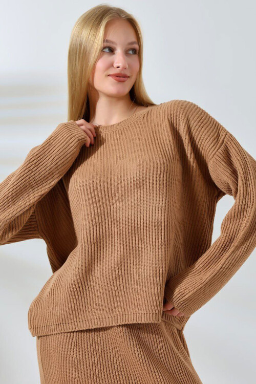 Bisküvi Bisiklet Yaka Kazak Ve Etekli 2Li Alt Üst Triko Takım BCES-241001