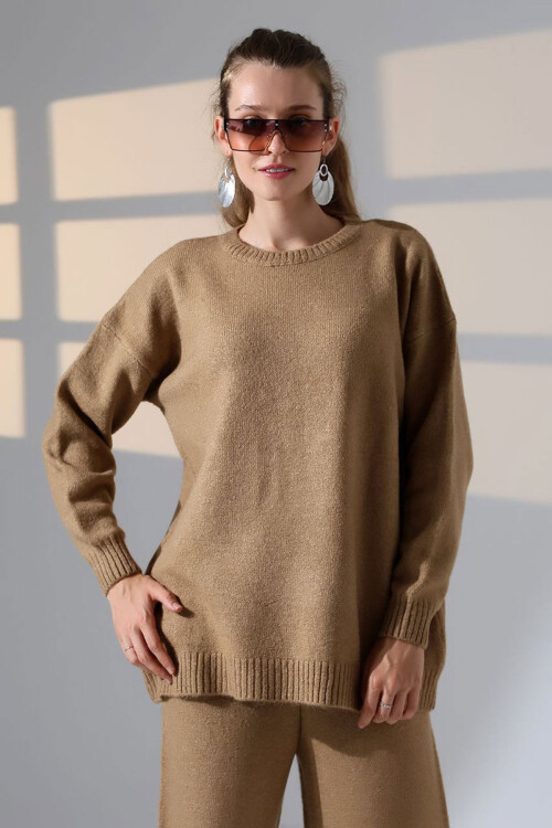 Bisküvi Bisiklet Yaka Kazak Ve Geniş Paça Pantolon Alt Üst Triko Takım BCES-252005