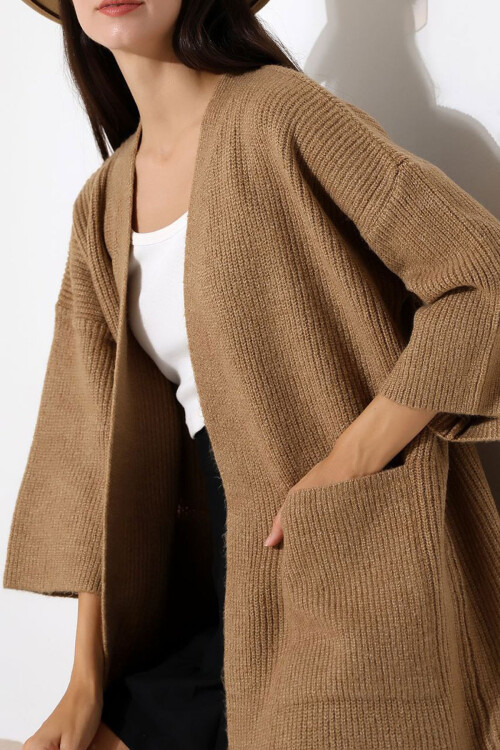 Bisküvi Çift Cepli Yarım Kol Uzun Boy Triko Hırka BCES-252019