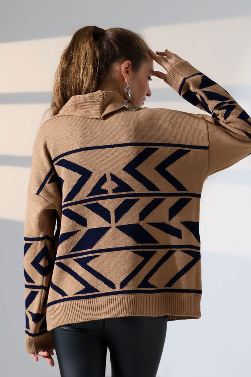 Bisküvi Çift Düğme Detaylı Desenli Triko Hırka BCES-252021