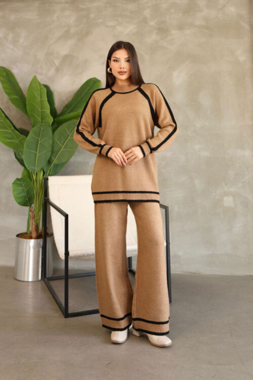 Bisküvi Çizgi Detaylı Bisiklet Yaka Tunik Ve Geniş Paça Triko Alt Üst Takım BCES-252030