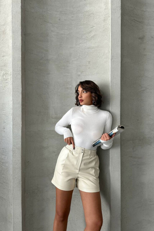 Ekru Beli Lastikli Suni Deri Şort BCHN-25261007