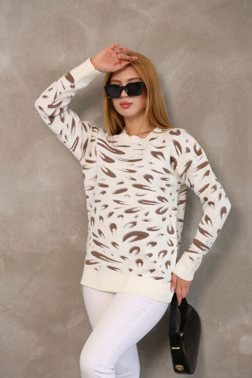 Ekru Bisiklet Yaka Desenli Triko Kazak BCES-252032