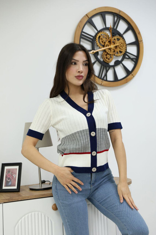 Ekru V Yaka Renk Bloklu Düğmeli Triko Bluz BCES-252013