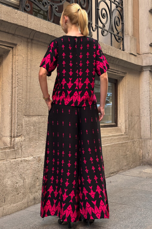 Fuşya Bisiklet Yaka Desenli Bluz Ve Pantolon Takım BCVL-254002