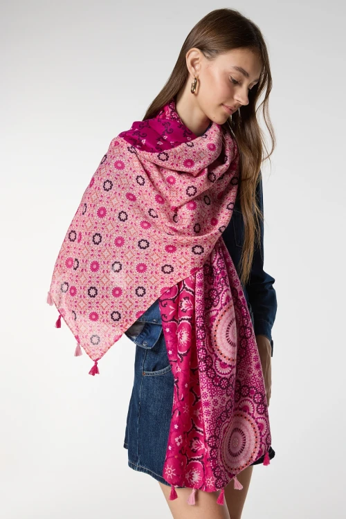 Fuşya Çok Desenli Püsküllü Şal BCNSV-2515069