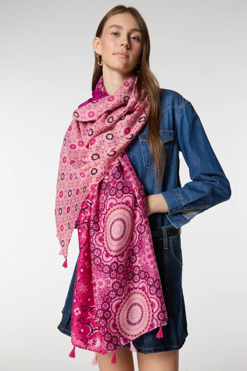 Fuşya Çok Desenli Püsküllü Şal BCNSV-2515069