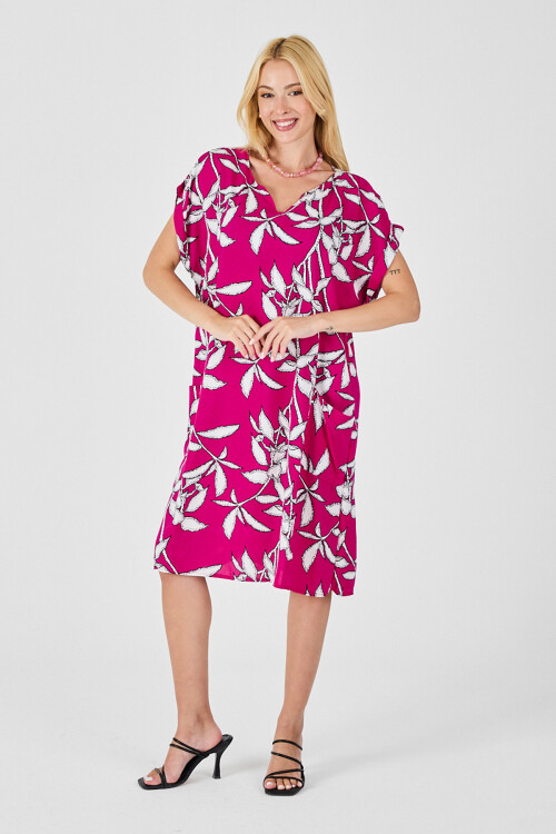 Fuşya Tropik Desenli V Yaka Oversize Midi Elbise BCVL-254021