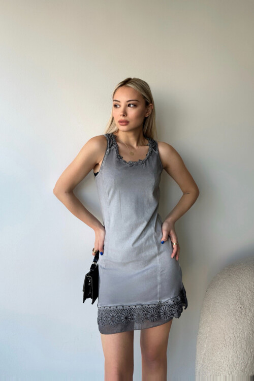 Gri Askılı Güpür Detaylı Renk Geçişli Yazlık Viskon Elbise