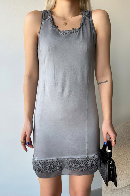 Gri Askılı Güpür Detaylı Renk Geçişli Yazlık Viskon Elbise