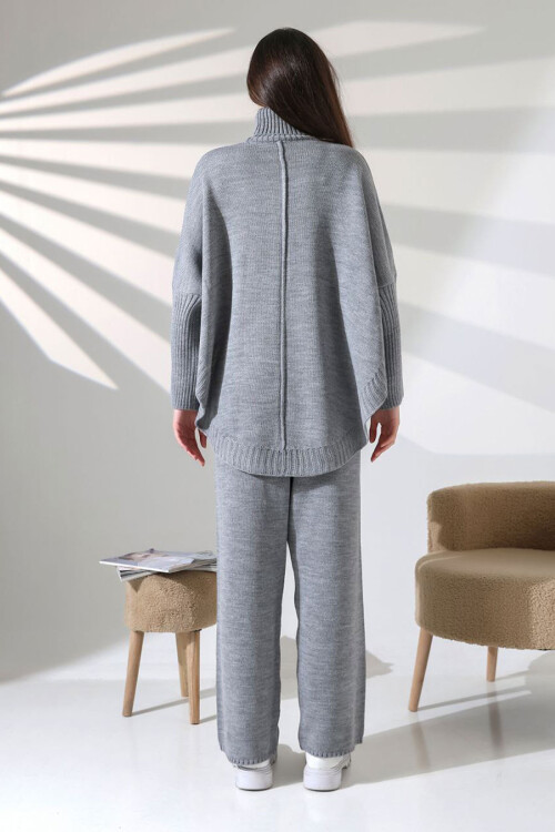 Gri Boğazlı Salaş Kesim Kazak Ve Fit Pantolon Alt Üst Triko Takım BCES-252033