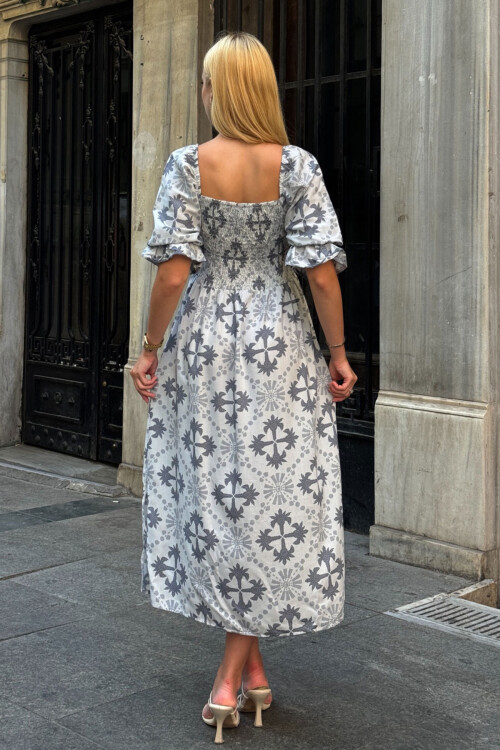 Gri Kare Yaka Beli Çiçek Desenli Dokuma Yazlık Elbise BCVL-25V095-1