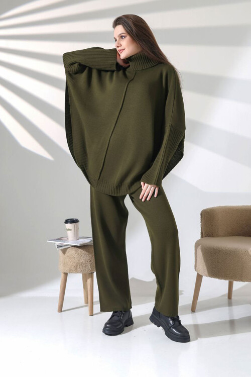 Haki Boğazlı Salaş Kesim Kazak Ve Fit Pantolon Alt Üst Triko Takım BCES-252033