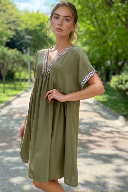 Haki Nakış Bordür Detaylı Rahat Kalıp Viscon Dokuma Elbise BCVL-2530000