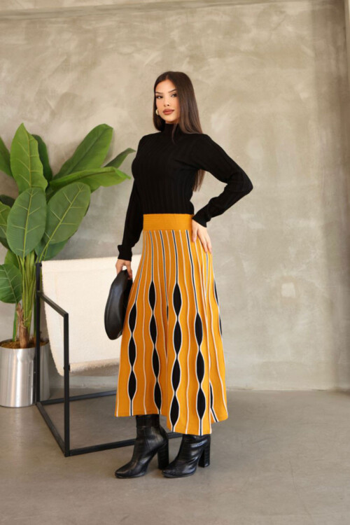 Hardal Dik Yaka Etek Görünümlü Tek Parça Desenli Triko Elbise BCES-252020