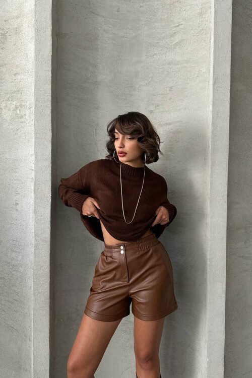 Kahverengi Beli Lastikli Suni Deri Şort BCHN-25261007