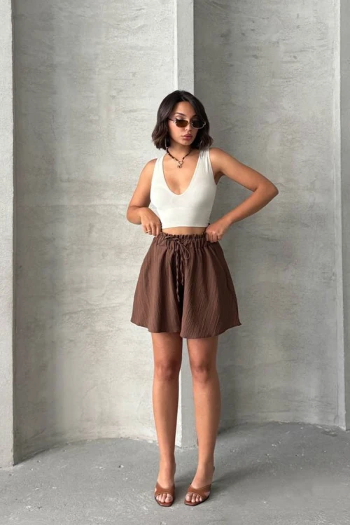 Kahverengi Volanlı Rahat Kalıp Beli Lastikli Keten Şort BCHN-25255058