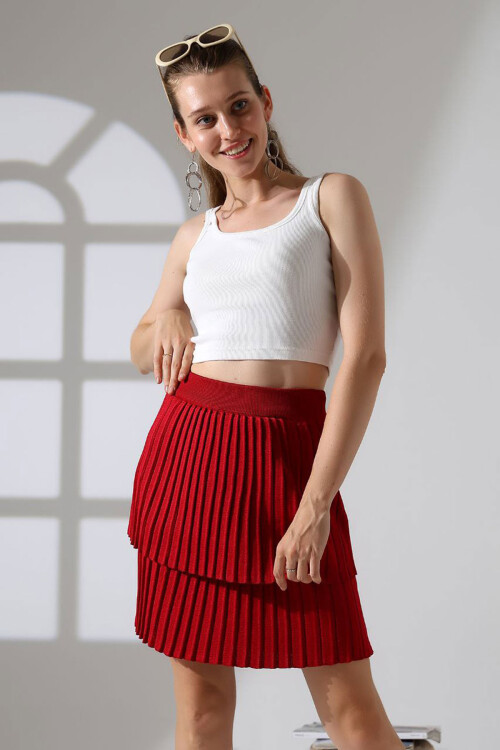 Kırmızı Kat Kat Pileli Triko Etek BCES-252002