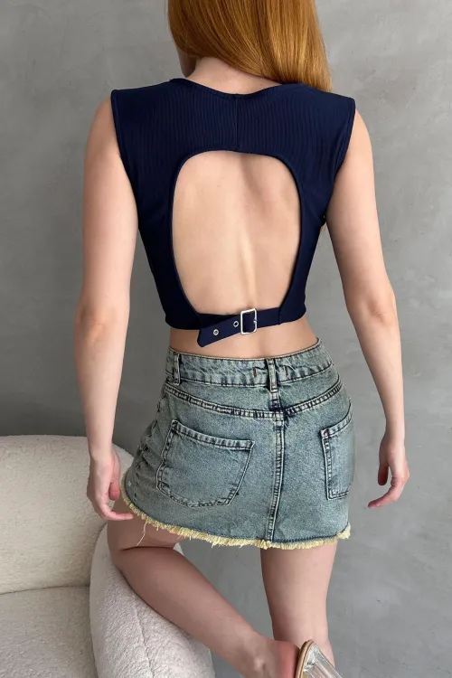 Lacivert Sırtı Kemer Detaylı Kaşkorse Crop Bluz