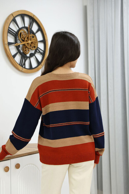 Lacivert V Yaka Çizgi Bloklu Triko Kazak BCES-252018