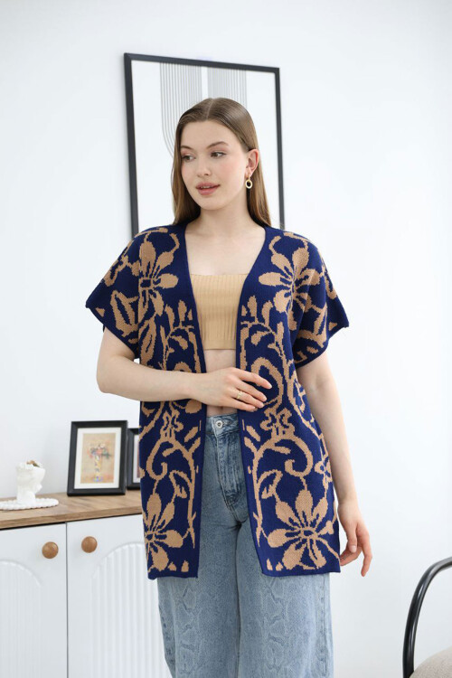 Lacivert Yarım Kol Desenli Triko Hırka BCES-252007