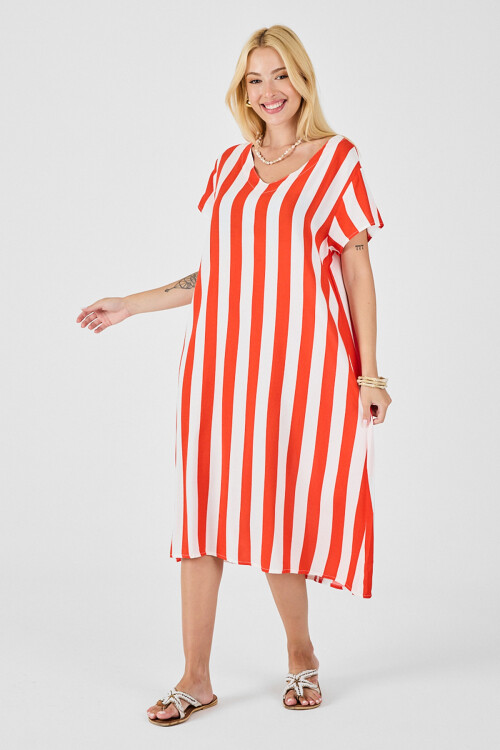 Mercan V Yaka Kısa Kollu Rahat Kesim Elbise BCVL-254003