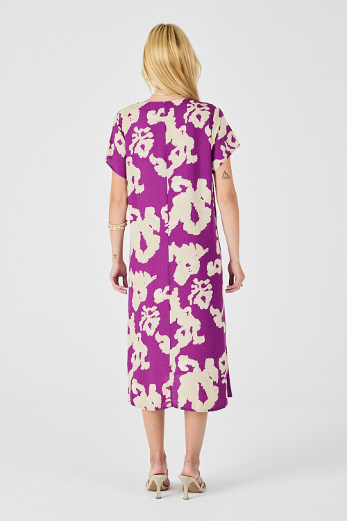 Mor Derin V Yaka Yırtmaçlı Desenli Midi Boy Elbise BCVL-254012